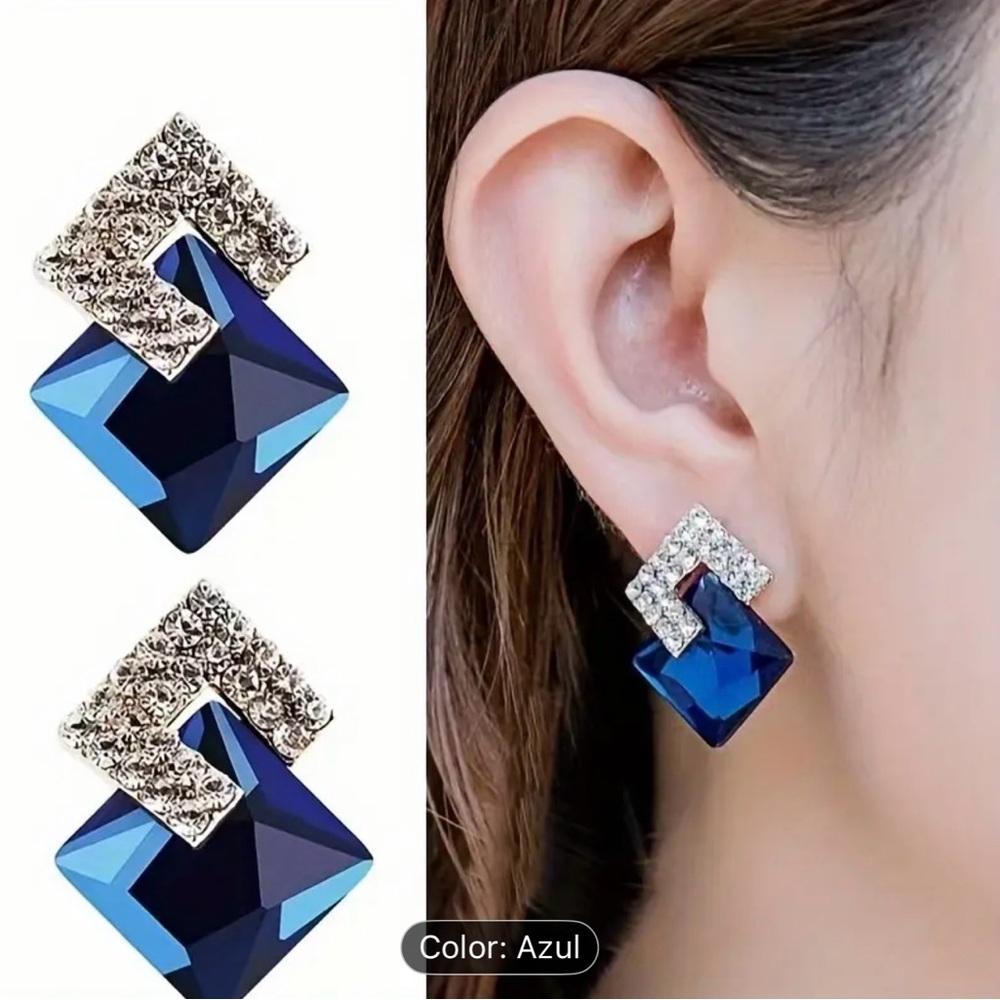 Elegant Blue and Silver Geometric Earrings